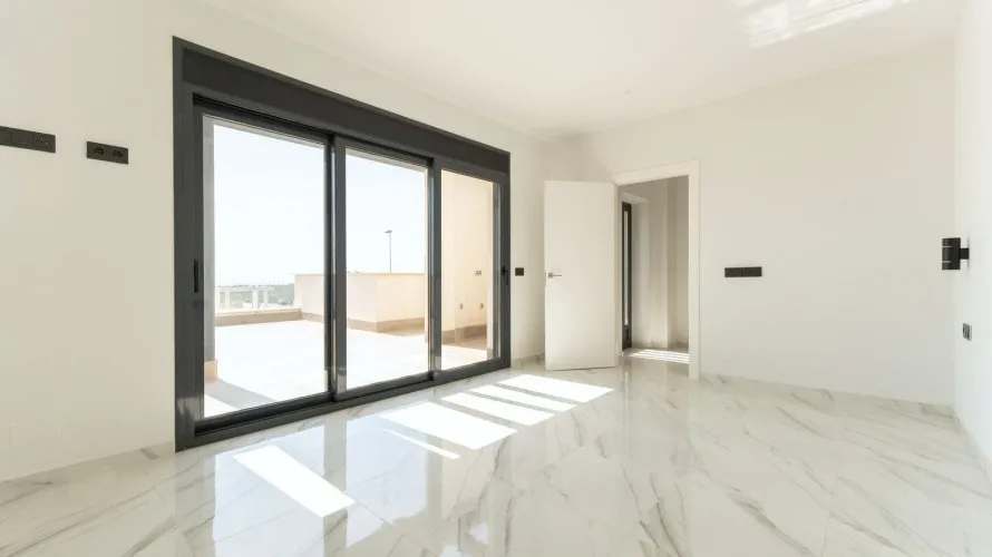 Villa de 210m² à San Miguel de Salinas, Espagne No. 1594 № 16
