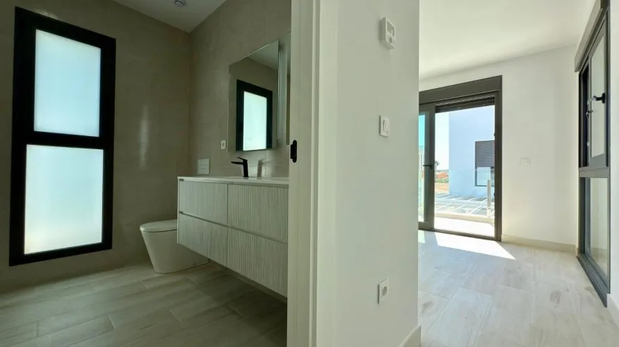 Villa de 4 chambres à Mutxamel, Espagne No. 1690 № 11