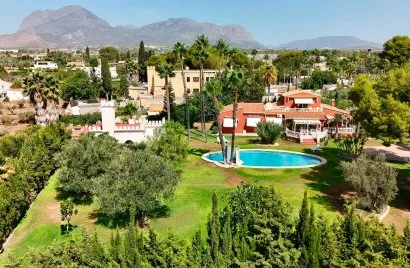 Villa de 5 chambres à Benidorm, Espagne No. 1691