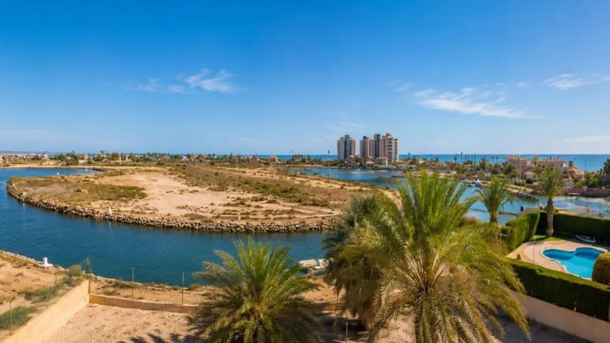 Villa de 3 chambres à La Manga del Mar Menor, Espagne No. 1721 № 10