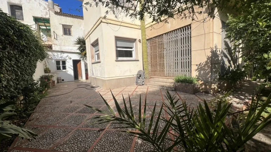 Villa de 352m² à Denia, Espagne No. 1709