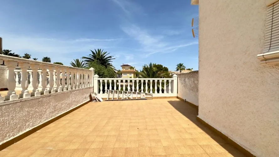Villa de 144m² à Cabo Roig, Espagne No. 1783 № 3