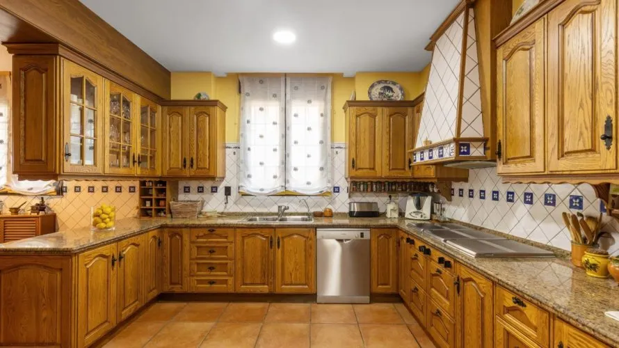 Villa de 720m² à La Veleta, Espagne No. 1779 № 10