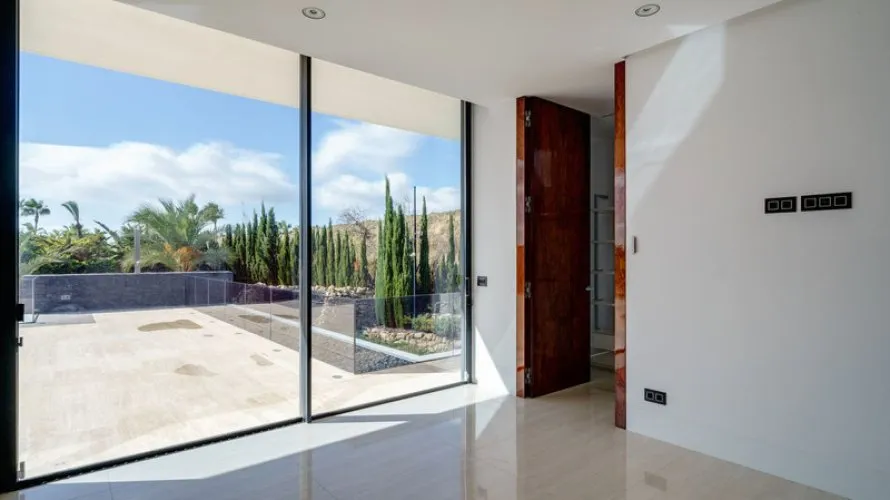 Вилла с 6 спальнями в  Нуэва Андалусия, Испания №248 № 5