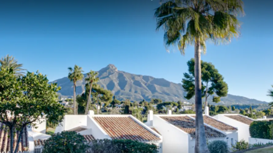 3 bedrooms apartment for sale , Nueva Andalucia, Spain No. 513 № 2