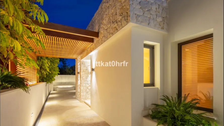 3 bedrooms villa for sale , El Rosario, Spain No. 583 № 14