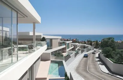4 bedrooms villa for sale , Estepona, Spain No. 213