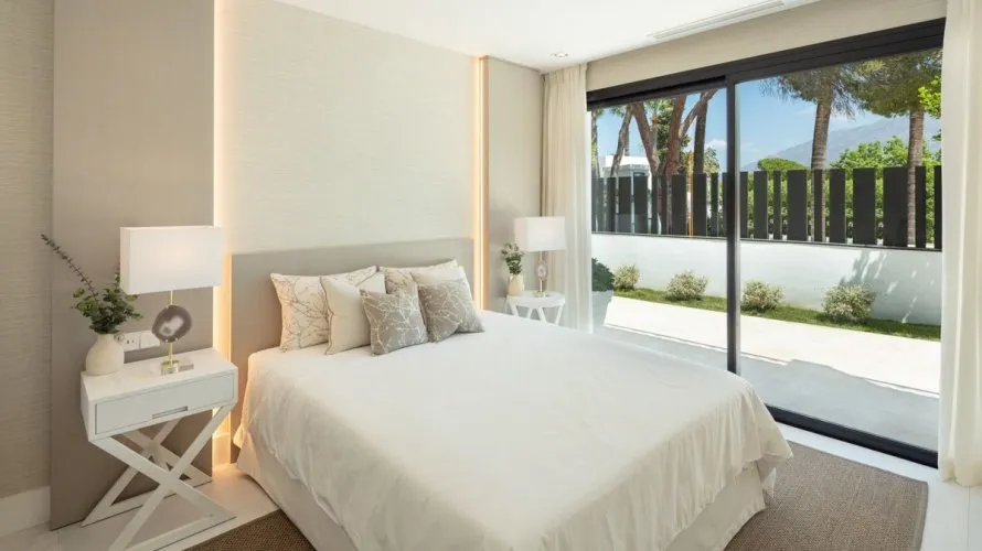 5 bedrooms villa for sale , Marbella, Spain No. 288 № 18