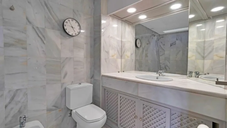 4 bedrooms townhouse for sale , Marbella, Spain No. 559 № 21