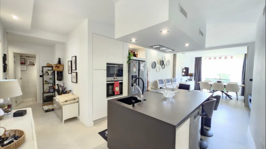 3 bedrooms apartment for sale , Mijas Costa, Spain No. 569 № 14