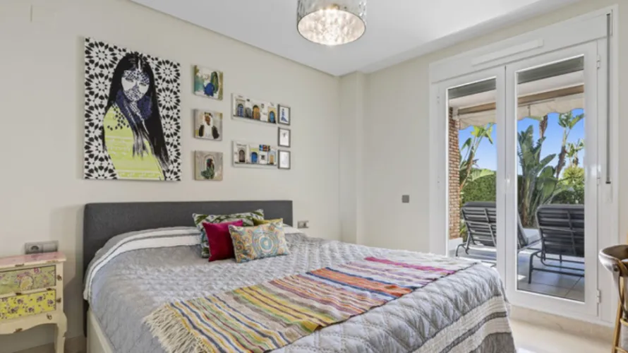 3 bedrooms apartment for sale , Cortes (San Pedro De Alcantara), Spain No. 510 № 10