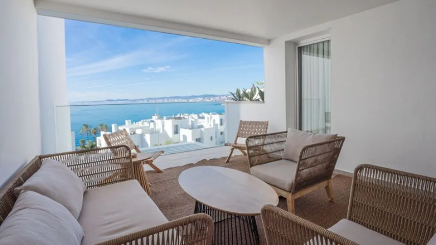 2 bedrooms apartment for sale , Benalmadena, Spain No. 460 № 2