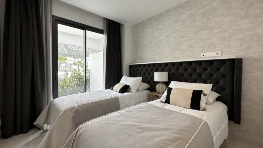 2 bedrooms apartment for sale , Benalmadena, Spain No. 587 № 6