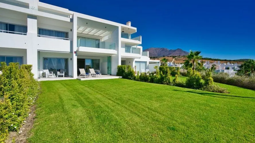 2 bedrooms apartment for sale , Estepona, Spain No. 509 № 28