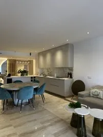 4 bedrooms apartment for sale , Estepona, Spain No. 185