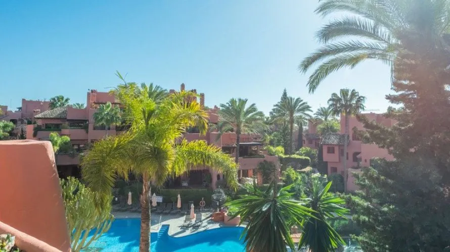 3 bedrooms duplex for sale , Estepona, Spain No. 216 № 18
