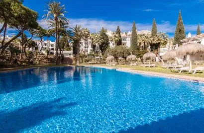 3 bedrooms apartment for sale , Marbella, Spain No. 196