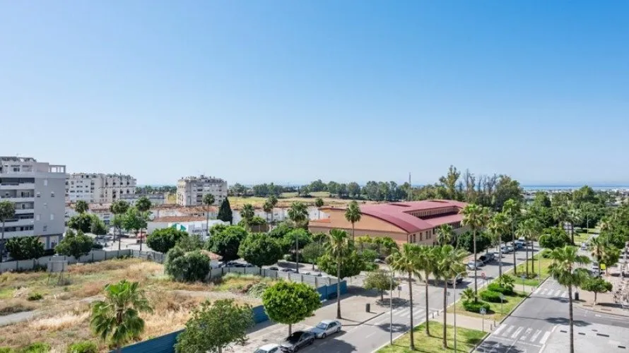 3 bedrooms apartment for sale , Nueva Andalucia, Spain No. 555 № 21