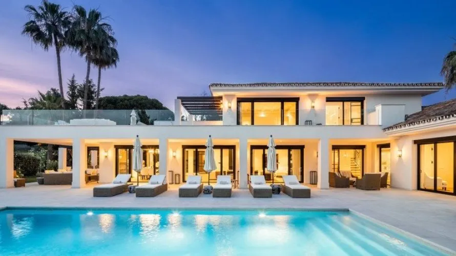 5 bedrooms house for sale , Nueva Andalucia, Spain No. 544 № 26