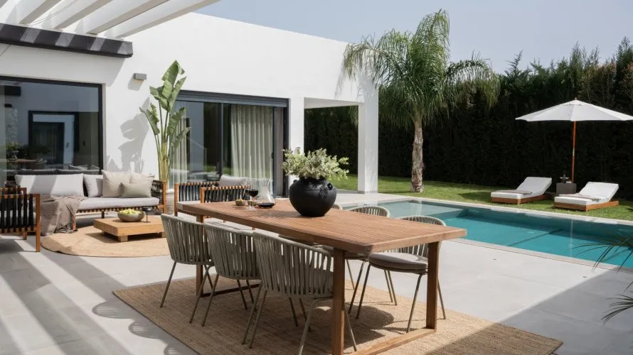 4 bedrooms villa for sale , Estepona, Spain No. 356 № 4