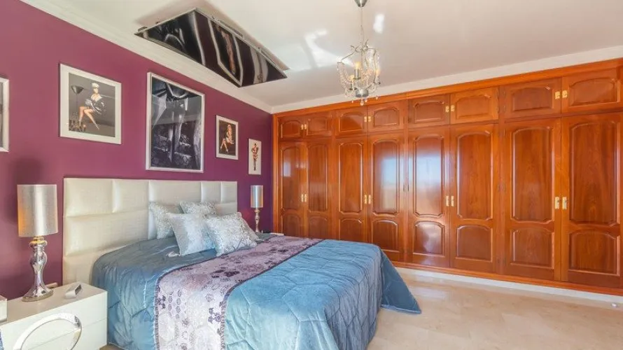 4 bedrooms villa for sale , Las Lagunas, Spain No. 475 № 23