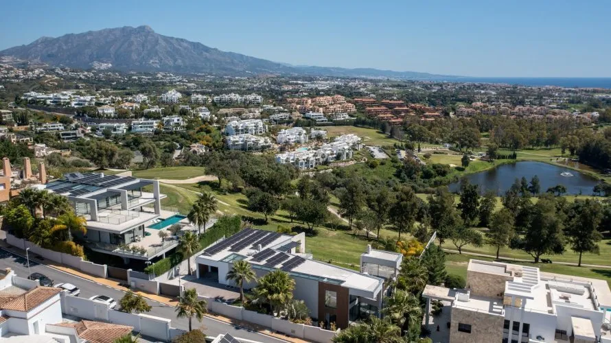 5 bedrooms house for sale , Benahavis, Spain No. 612 № 1