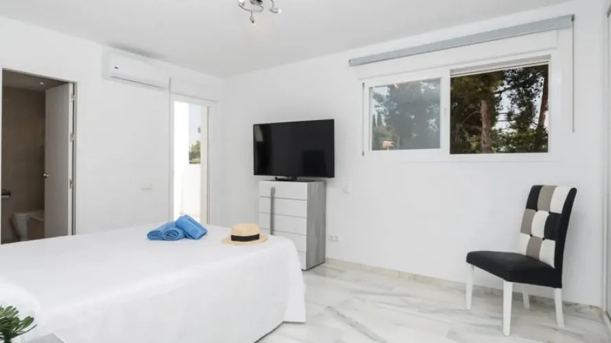 4 bedrooms townhouse for sale , Badajoz, Spain No. 517 № 6