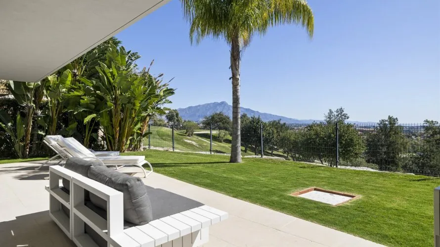 5 bedrooms house for sale , Benahavis, Spain No. 612 № 9