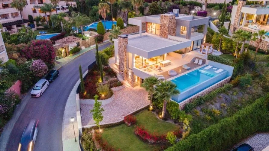 5 bedrooms house for sale , Nueva Andalucia, Spain No. 388 № 27