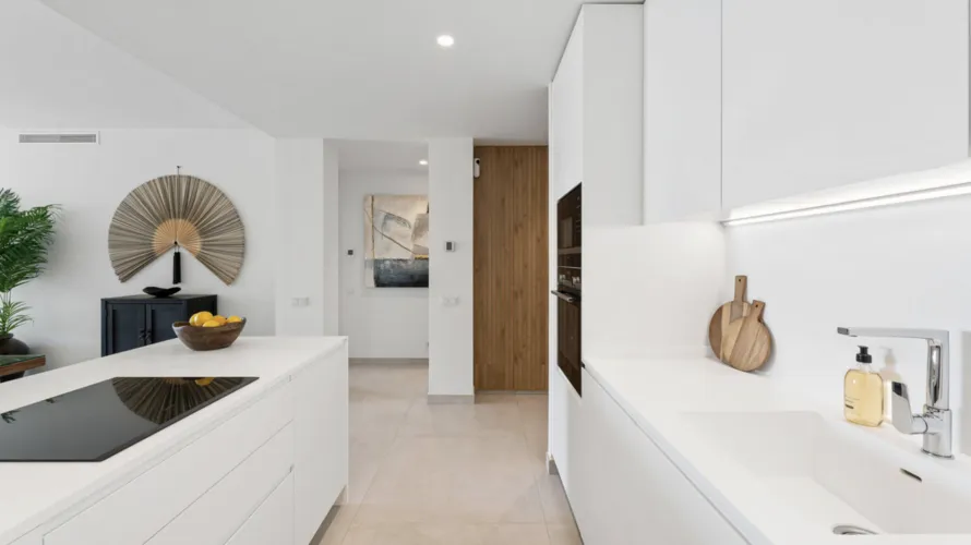 3 bedrooms apartment for sale , Marbella, Spain No. 426 № 3
