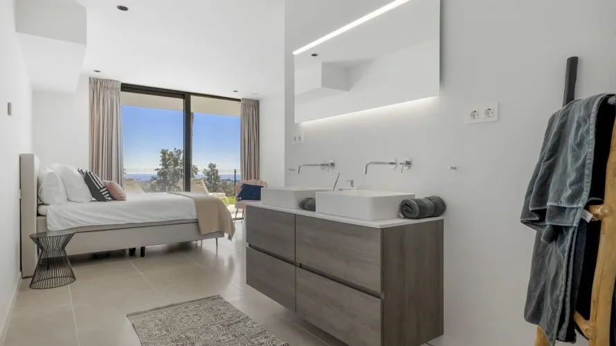 5 bedrooms house for sale , Benahavis, Spain No. 612 № 13