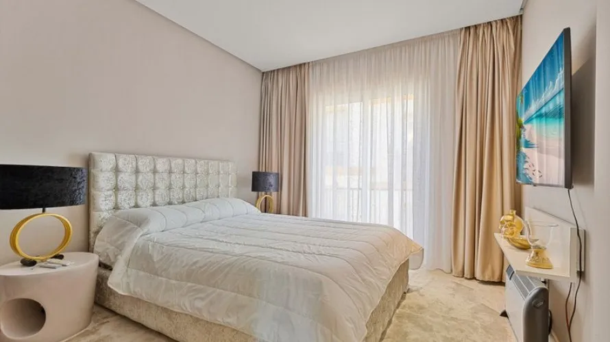 2 bedrooms apartment for sale , Marbella, Spain No. 553 № 13