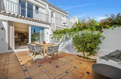 3 bedrooms townhouse for sale , Marbella, Spain No. 93