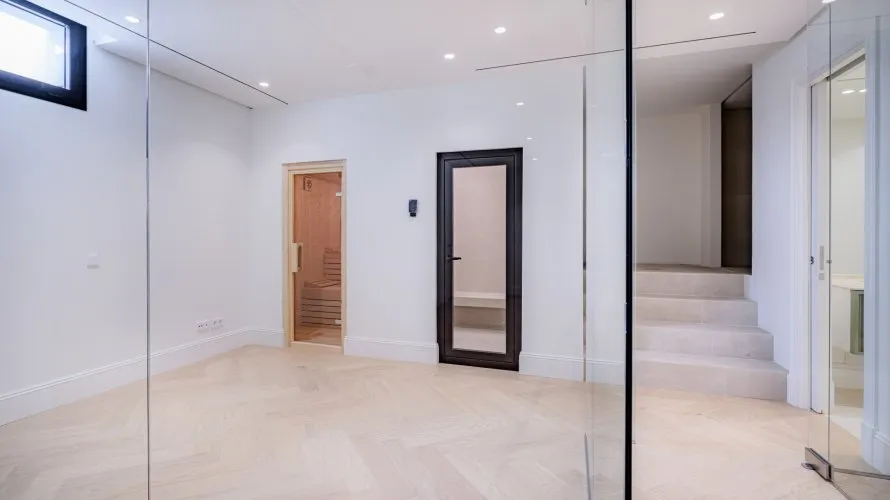 4 bedrooms villa for sale , Nueva Andalucia, Spain No. 197 № 17