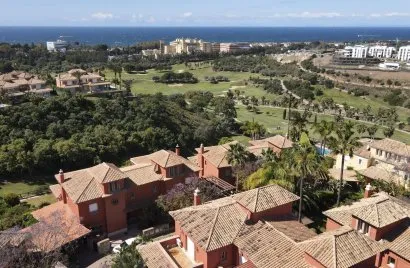 6 bedrooms villa for sale , Marbella, Spain No. 374