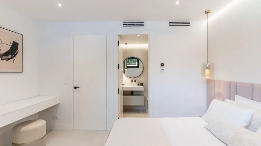 4 bedrooms house for sale , Marbella, Spain No. 503 № 15