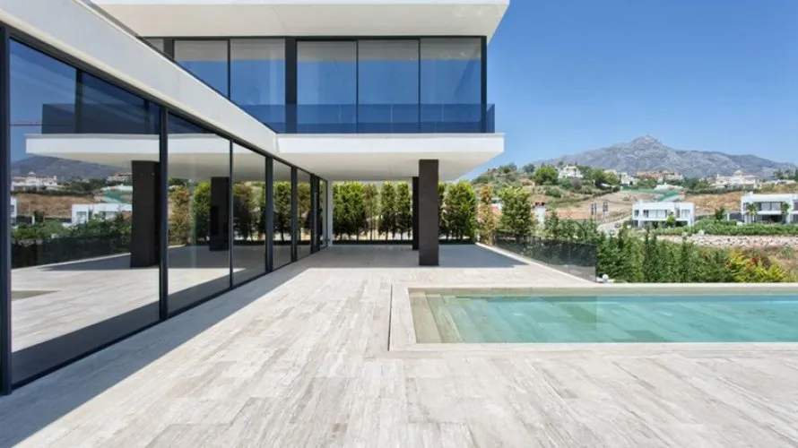 6 bedrooms villa for sale , Nueva Andalucia, Spain No. 248 № 22