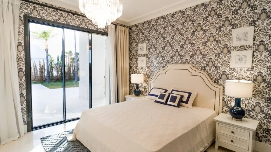 6 bedrooms villa for sale , Marbella, Spain No. 491 № 16