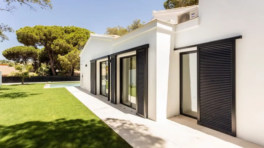 3 bedrooms villa for sale , Marbella, Spain No. 156 № 3