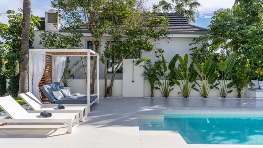 4 bedrooms house for sale , Marbella, Spain No. 503 № 1