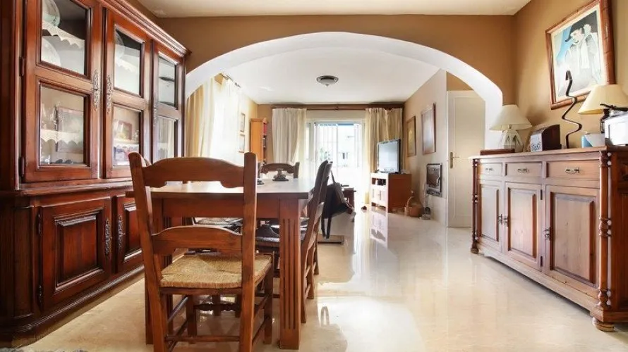 3 bedrooms apartment for sale , Nueva Andalucia, Spain No. 298 № 16