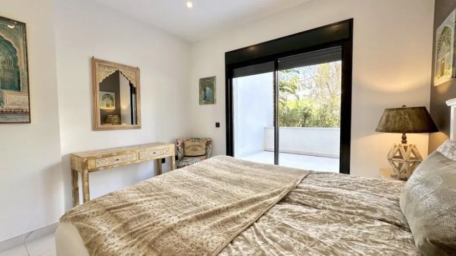 3 bedrooms apartment for sale , Estepona, Spain No. 539 № 13