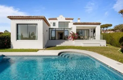 4 bedrooms villa for sale , Marbella, Spain No. 529