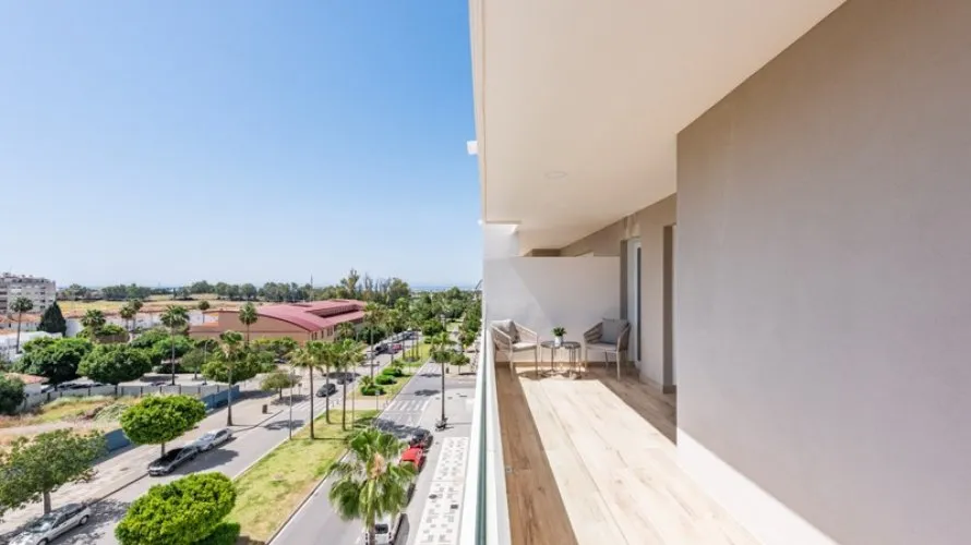 3 bedrooms apartment for sale , Nueva Andalucia, Spain No. 555 № 22