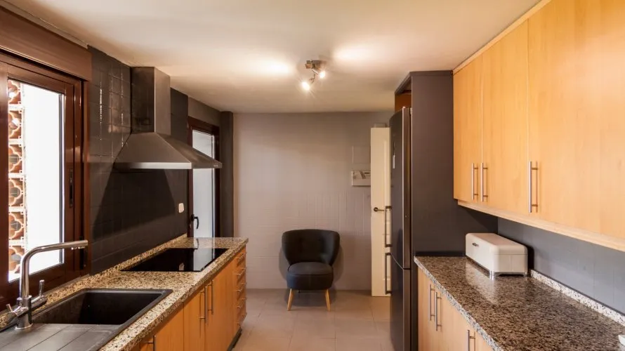 3 bedrooms apartment for sale , Marbella, Spain No. 196 № 2