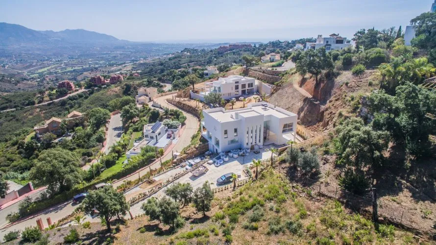 4 bedrooms villa for sale , Marbella, Spain No. 165 № 5