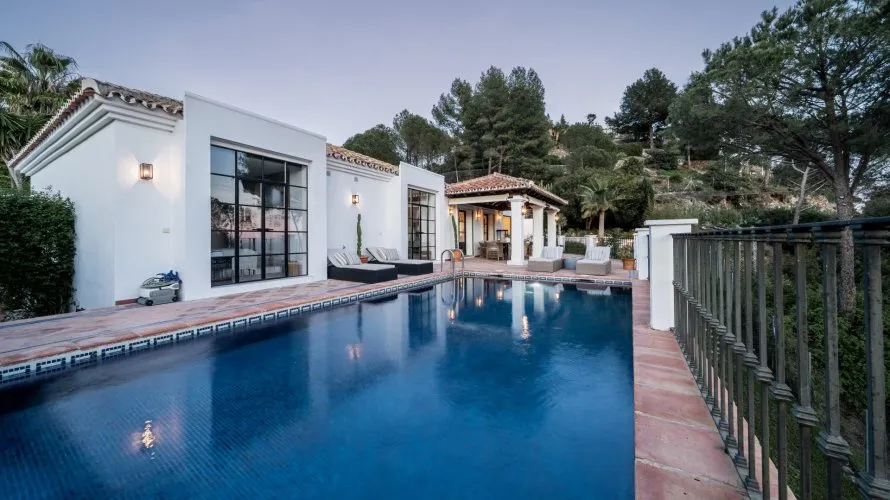 4 bedrooms villa for sale , Cortes (San Pedro De Alcantara), Spain No. 360 № 4