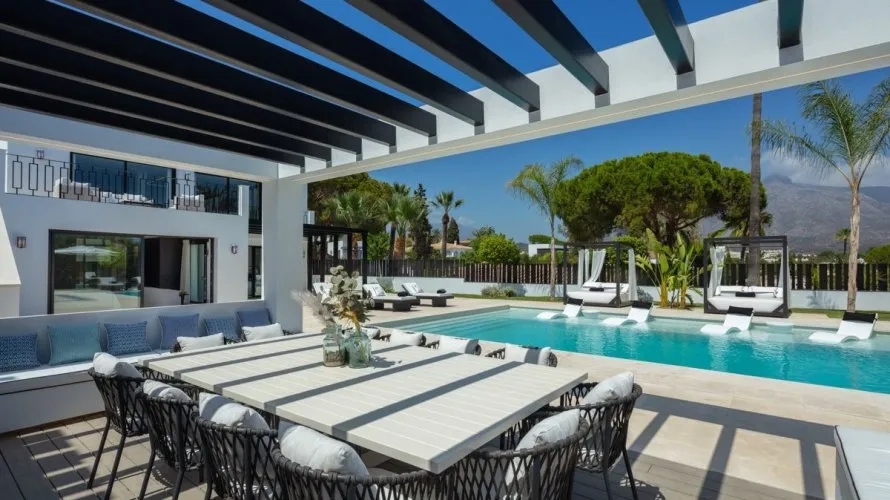 5 bedrooms villa for sale , Marbella, Spain No. 288 № 5
