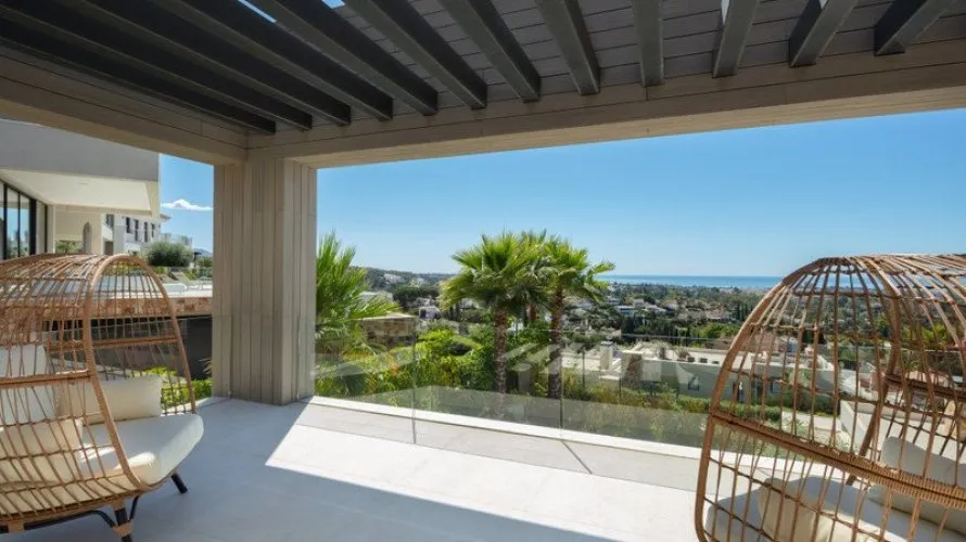 5 bedrooms house for sale , Nueva Andalucia, Spain No. 388 № 16