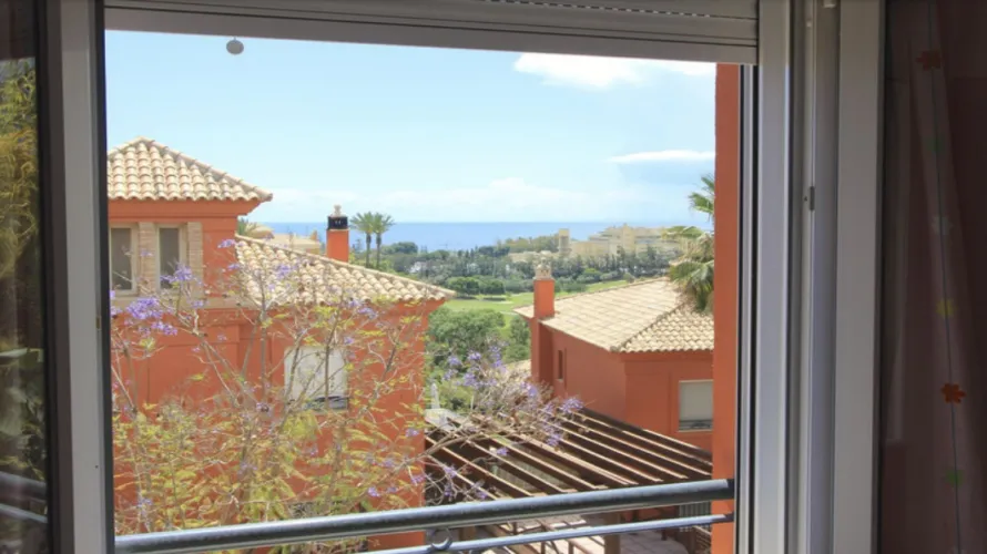 6 bedrooms villa for sale , Marbella, Spain No. 374 № 15